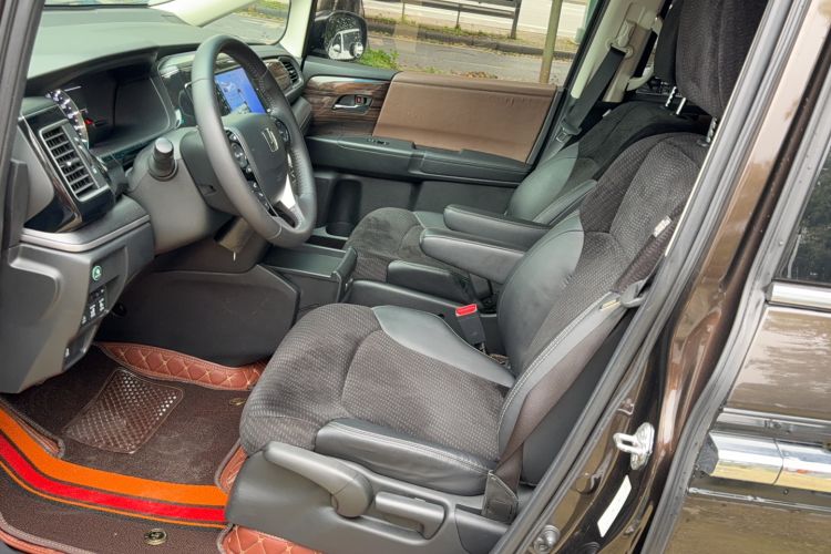 Used Honda Elysion 2016 2.4L Classic Edition Left Front Seat