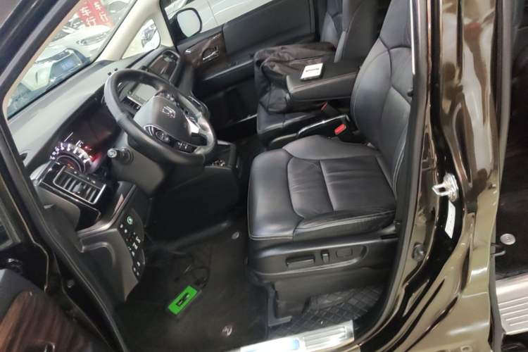 Used Honda Elysion 2016 2.4L Supreme Edition Left Front Seat