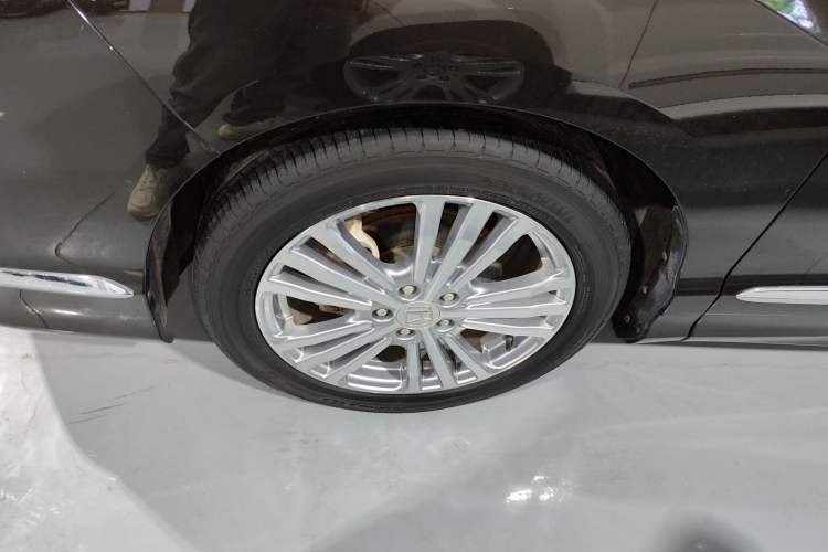 Used Honda Elysion 2016 2.4L Luxury Edition Left Front Wheel Hub