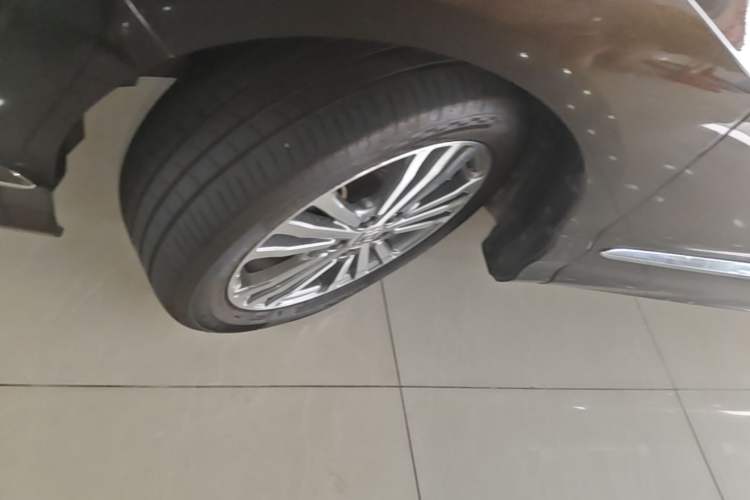 Used Honda Elysion 2016 2.4L Luxury Edition Left Front Wheel Hub
