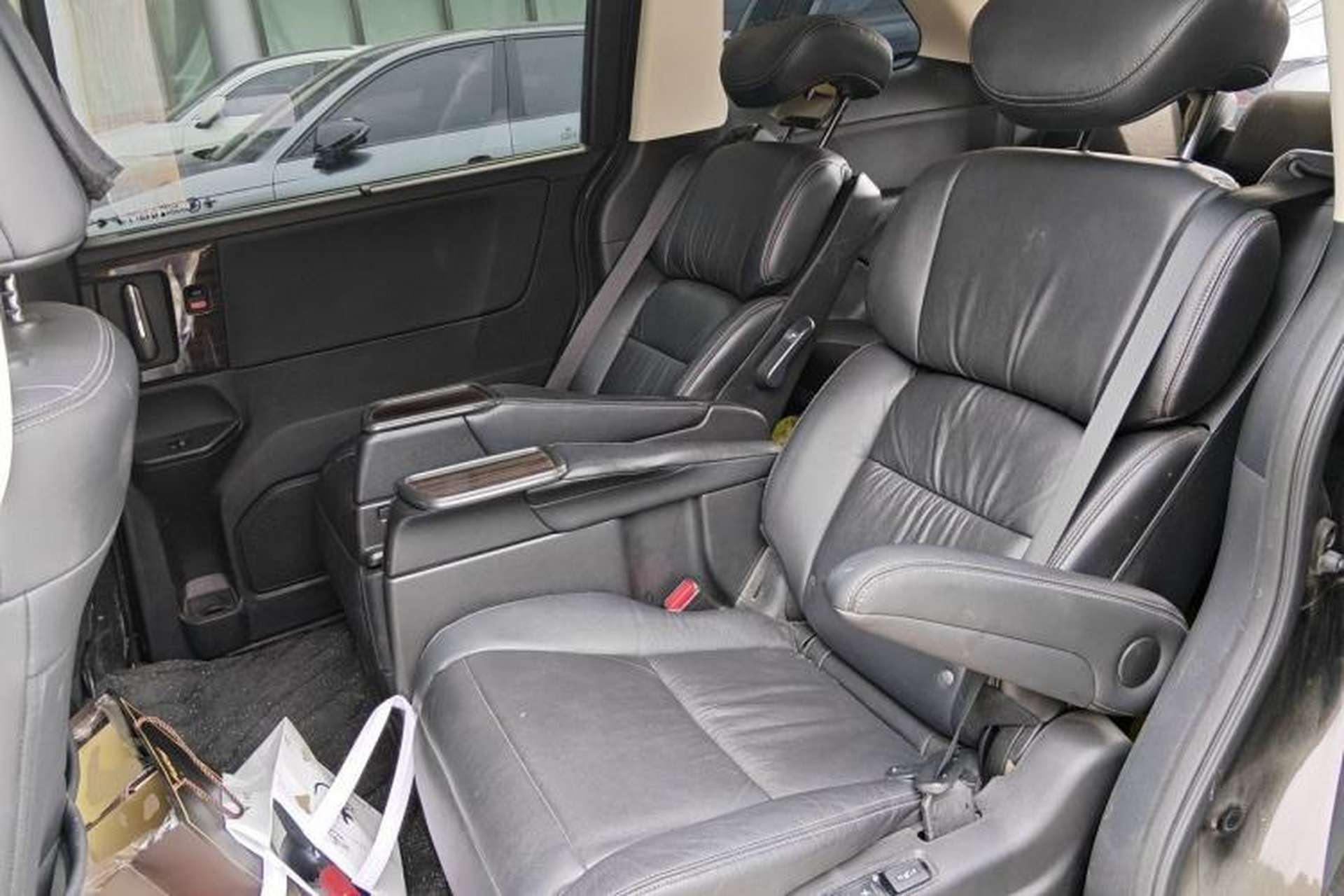 Used Honda Elysion 2016 2.4L Supreme Edition Left Rear Seat