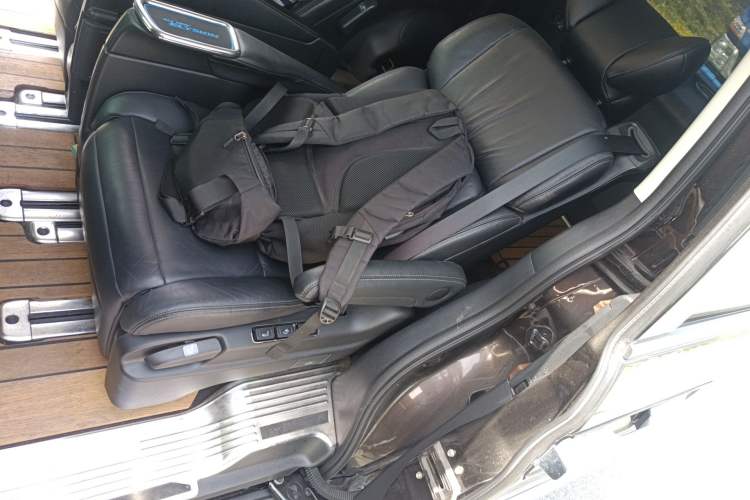 Used Honda Elysion 2016 2.4L Supreme Edition Left Rear Seat