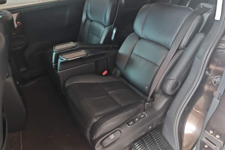 Used Honda Elysion 2016 2.4L Luxury Edition Left Rear Seat
