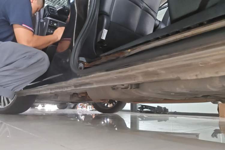 Used Honda Elysion 2016 2.4L Luxury Edition Left Side Sill