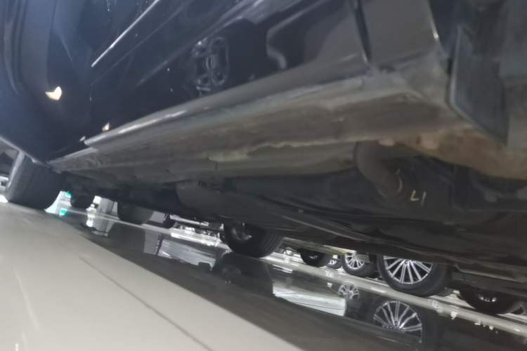 Used Honda Elysion 2016 2.4L Luxury Edition Left Side Sill