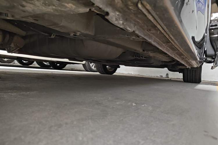 Used Honda Elysion 2016 2.4L Supreme Edition Left Side Sill