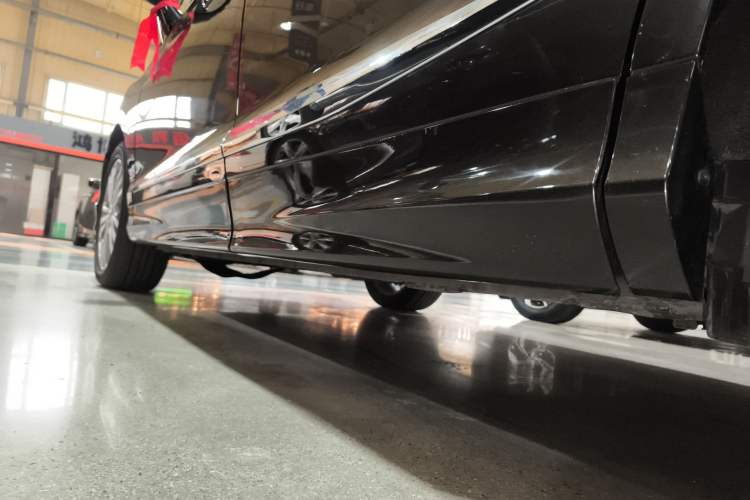 Used Honda Elysion 2016 2.4L Supreme Edition Left Side Sill