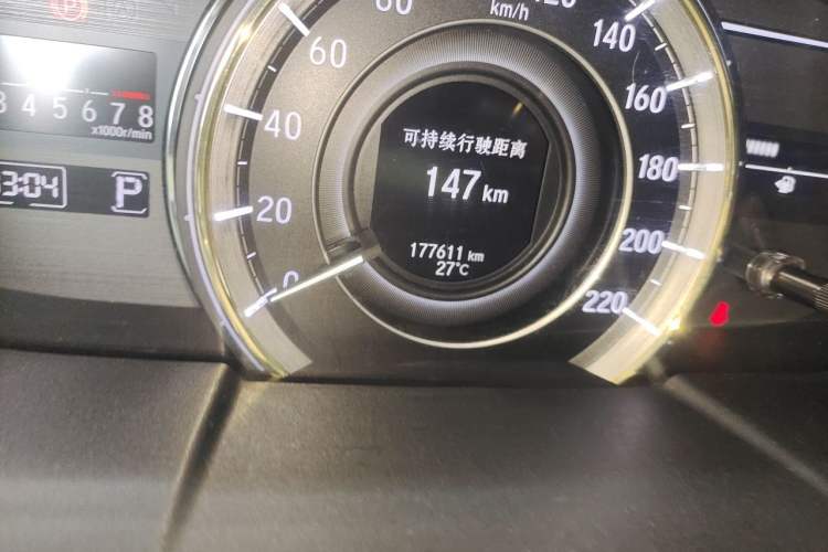 Used Honda Elysion 2016 2.4L Luxury Edition Odometer Close Up