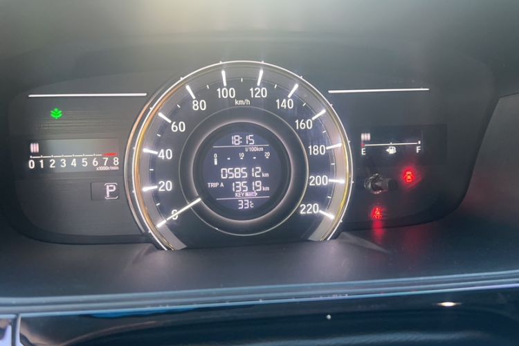 Used Honda Elysion 2016 2.4L Comfort Edition Odometer Close Up