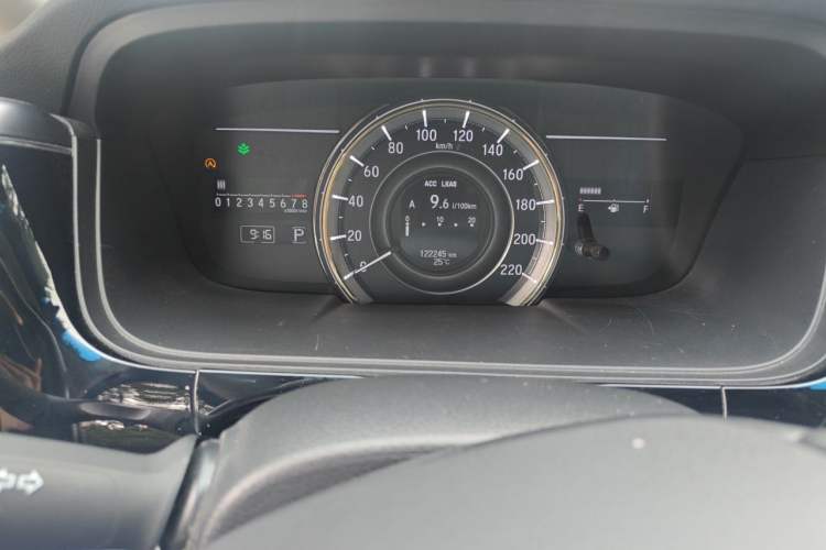 Used Honda Elysion 2016 2.4L Supreme Edition Odometer Close Up