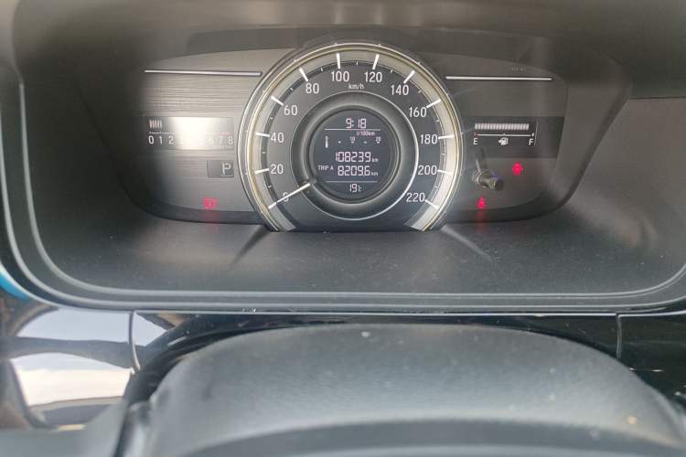 Used Honda Elysion 2016 2.4L Comfort Edition Odometer Close Up