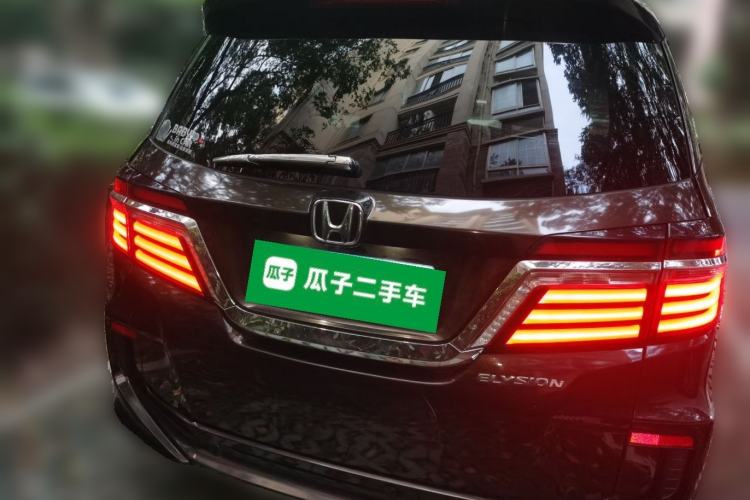 Used Honda Elysion 2016 2.4L Luxury Edition Rear