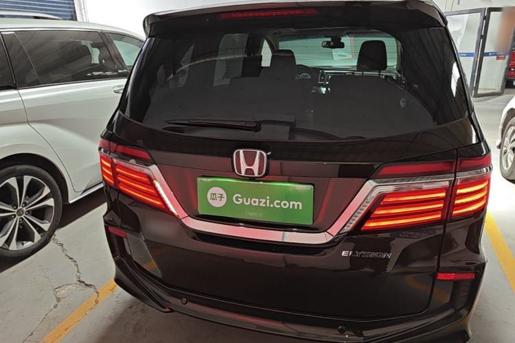 Used Honda Elysion 2016 2.4L Supreme Edition Rear