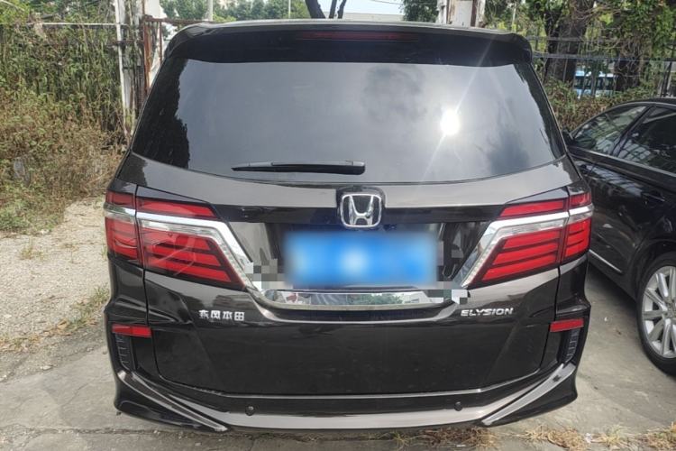 Used Honda Elysion 2016 2.4L Luxury Edition Rear