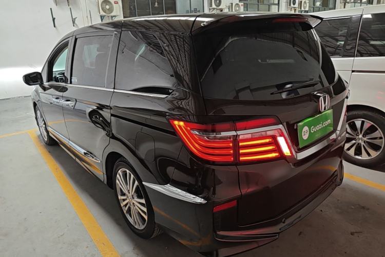 Used Honda Elysion 2016 2.4L Supreme Edition Rear Left 45 Deg