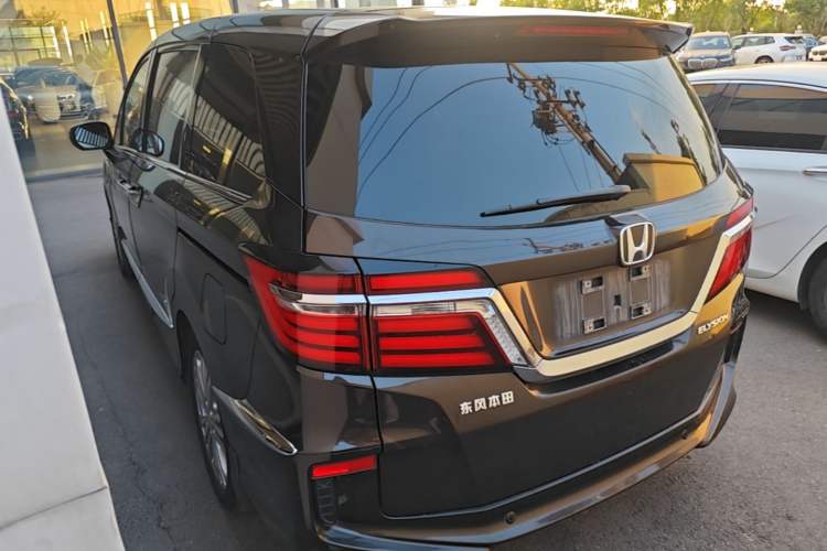 Used Honda Elysion 2016 2.4L Style Edition Rear Left 45 Deg