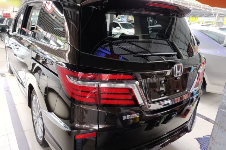 Used Honda Elysion 2016 2.4L Classic Edition Rear