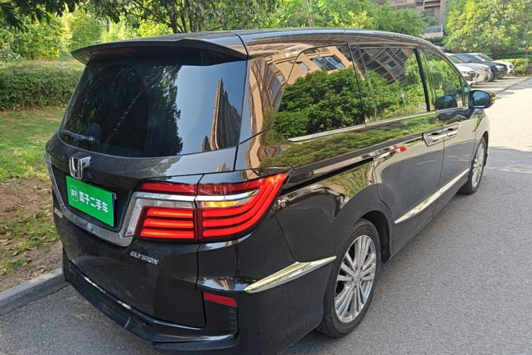 Used Honda Elysion 2016 2.4L Style Edition Rear Right 45 Deg