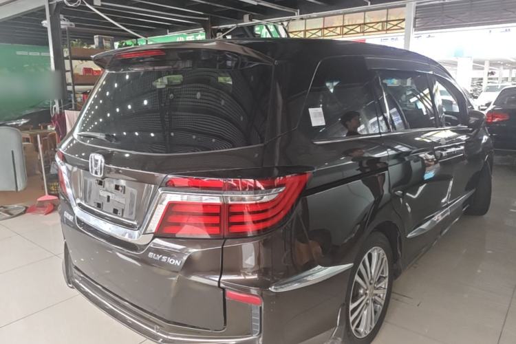 Used Honda Elysion 2016 2.4L Luxury Edition Rear Right 45 Deg