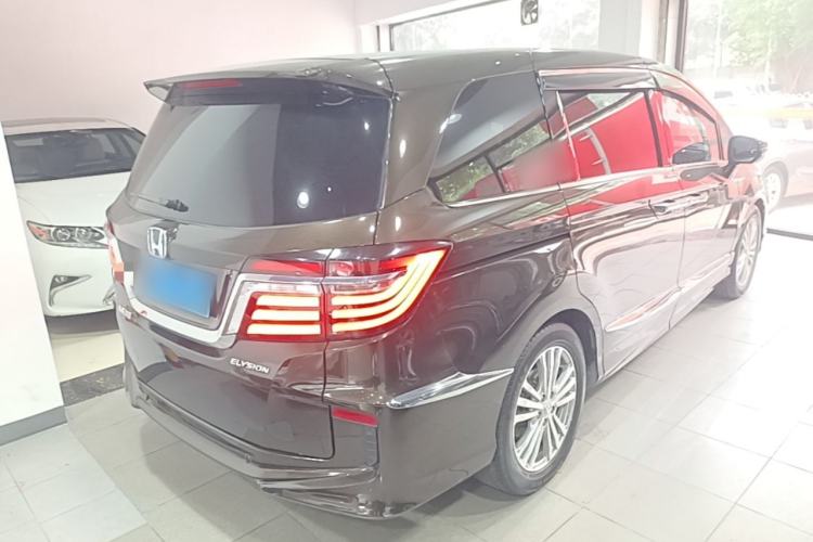 Used Honda Elysion 2016 2.4L Supreme Edition Rear Right 45 Deg