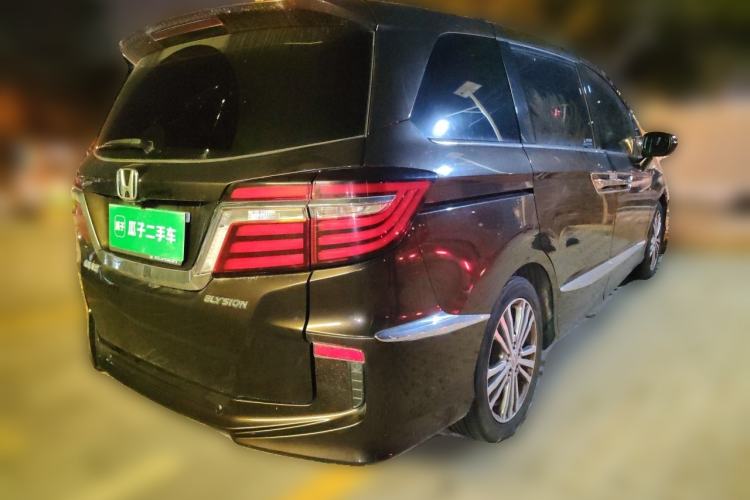 Used Honda Elysion 2016 2.4L Supreme Edition Rear Right 45 Deg