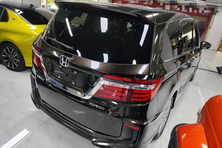 Used Honda Elysion 2016 2.4L Classic Edition Rear Right 45 Deg