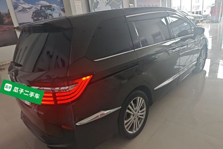 Used Honda Elysion 2016 2.4L Luxury Edition Rear Right 45 Deg