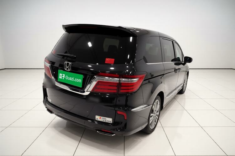 Used Honda Elysion 2016 2.4L Supreme Edition Rear Right 45 Deg