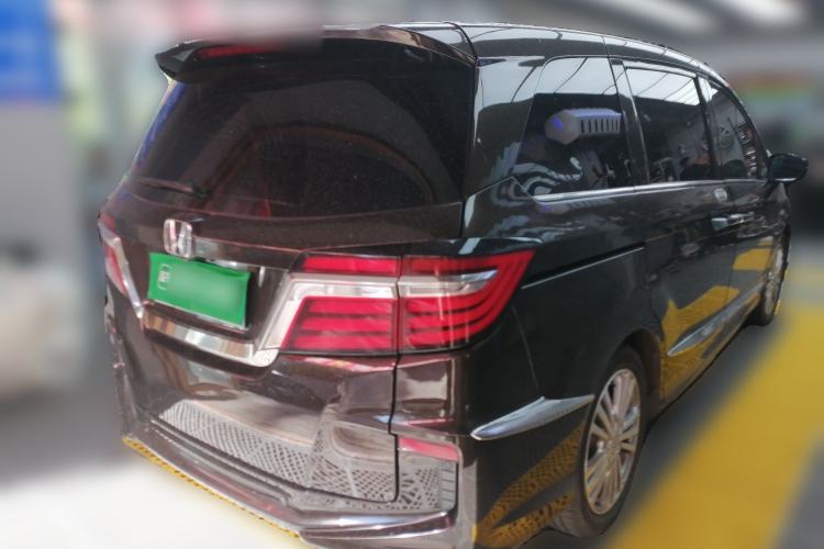 Used Honda Elysion 2016 2.4L Supreme Edition Rear Right 45 Deg