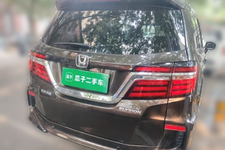 Used Honda Elysion 2016 2.4L Luxury Edition Rear Right 45 Deg