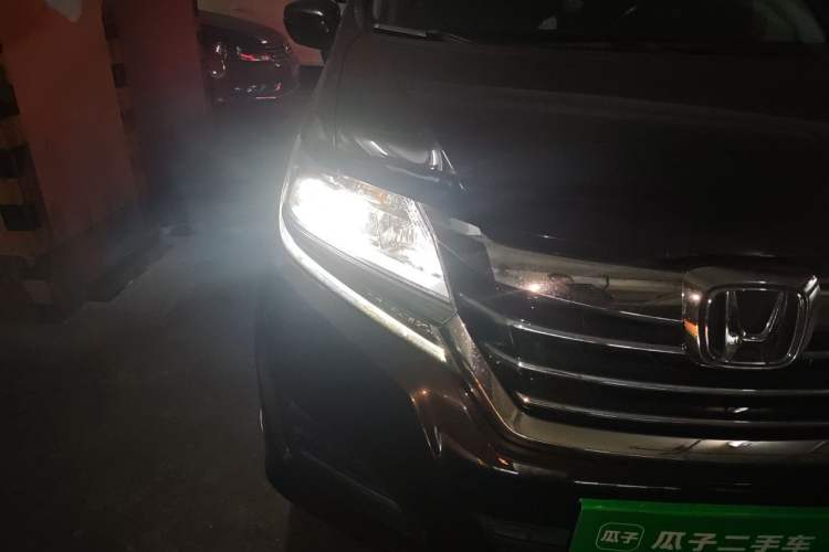 Used Honda Elysion 2016 2.4L Comfort Edition Right Front Headlight