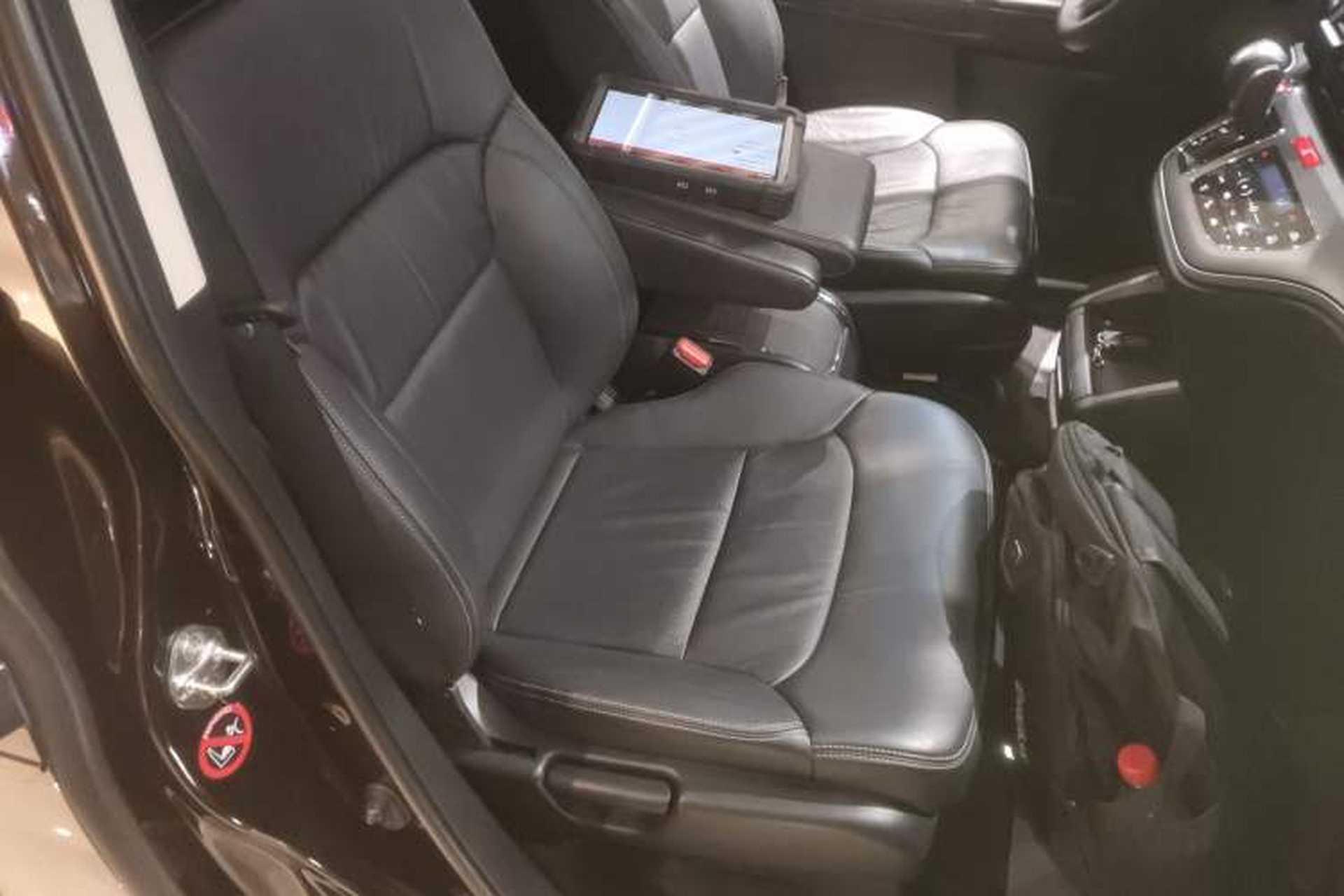 Used Honda Elysion 2016 2.4L Luxury Edition Right Front Seat