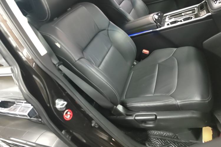Used Honda Elysion 2016 2.4L Supreme Edition Right Front Seat