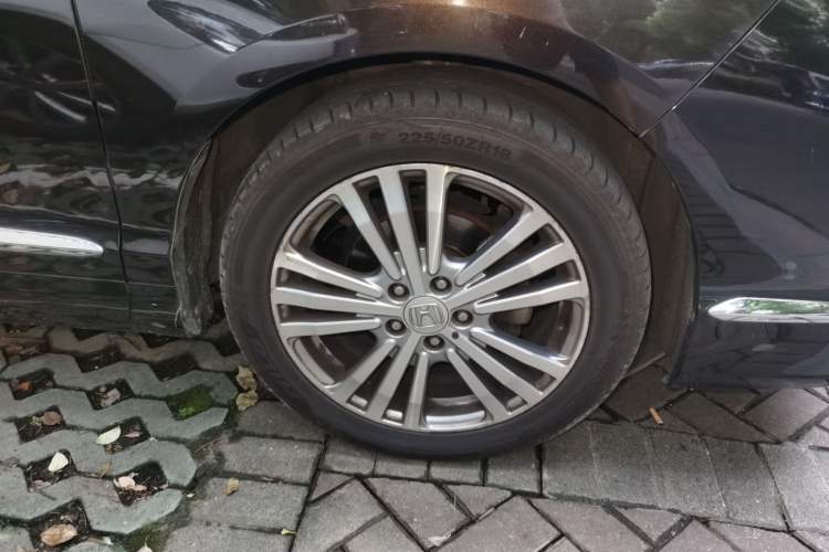 Used Honda Elysion 2016 2.4L Luxury Edition Right Front Wheel Hub