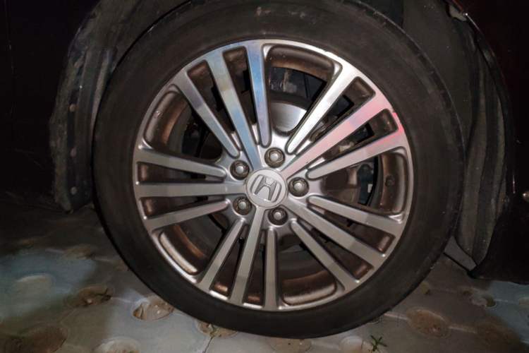 Used Honda Elysion 2016 2.4L Supreme Edition Right Front Wheel Hub