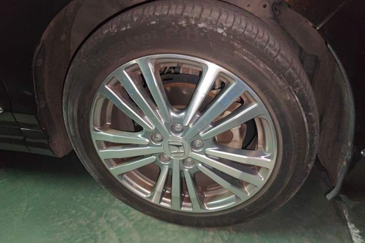 Used Honda Elysion 2016 2.4L Luxury Edition Right Front Wheel Hub