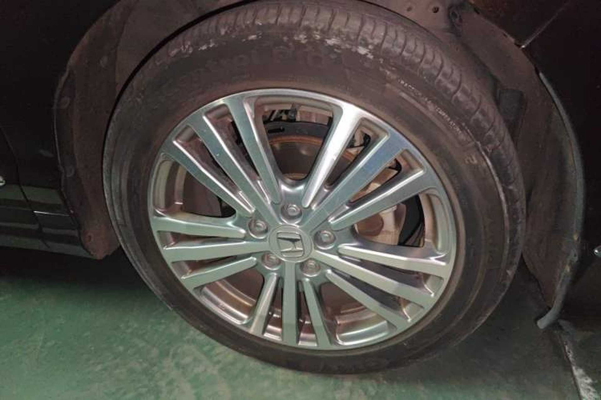 Used Honda Elysion 2016 2.4L Luxury Edition Right Front Wheel Hub