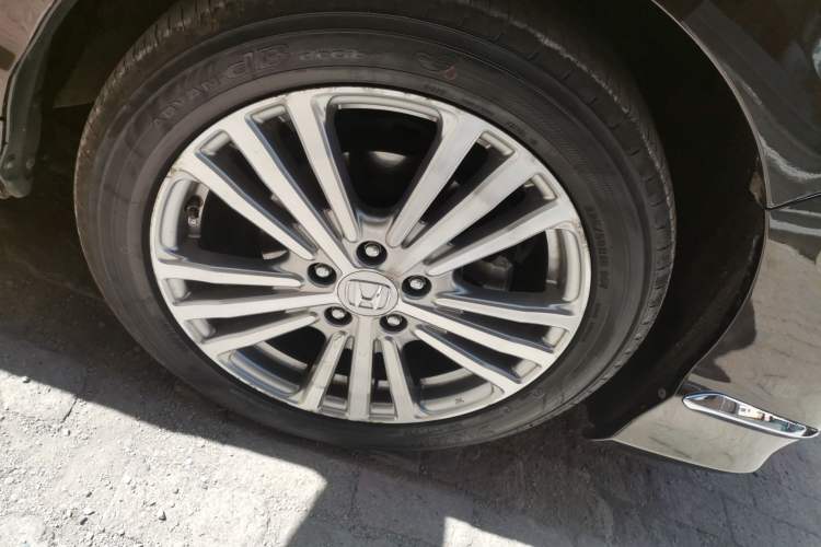 Used Honda Elysion 2016 2.4L Style Edition Right Front Wheel Hub