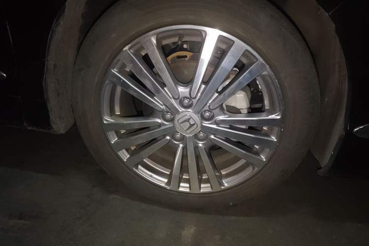 Used Honda Elysion 2016 2.4L Comfort Edition Right Front Wheel Hub