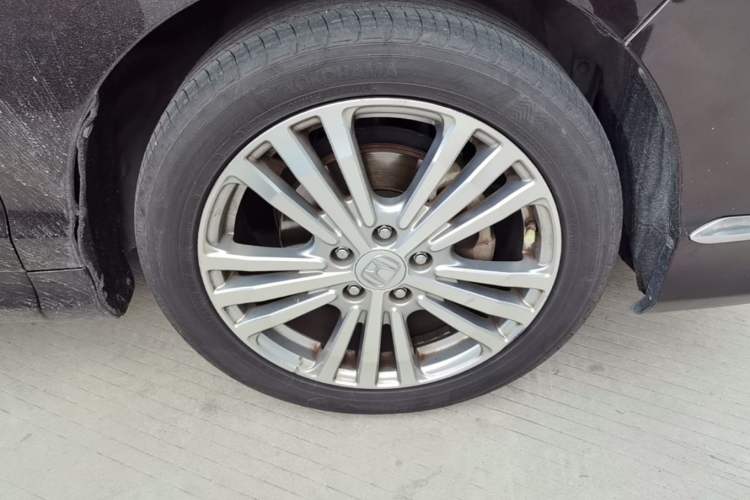 Used Honda Elysion 2016 2.4L Luxury Edition Right Front Wheel Hub