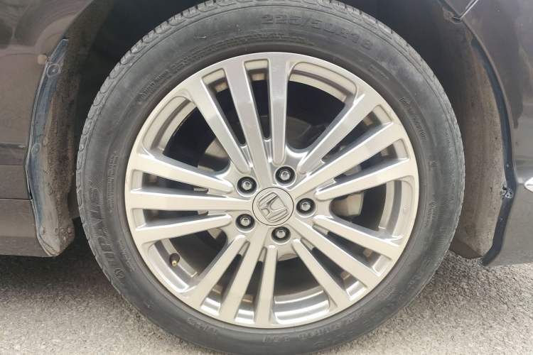 Used Honda Elysion 2016 2.4L Style Edition Right Front Wheel Hub