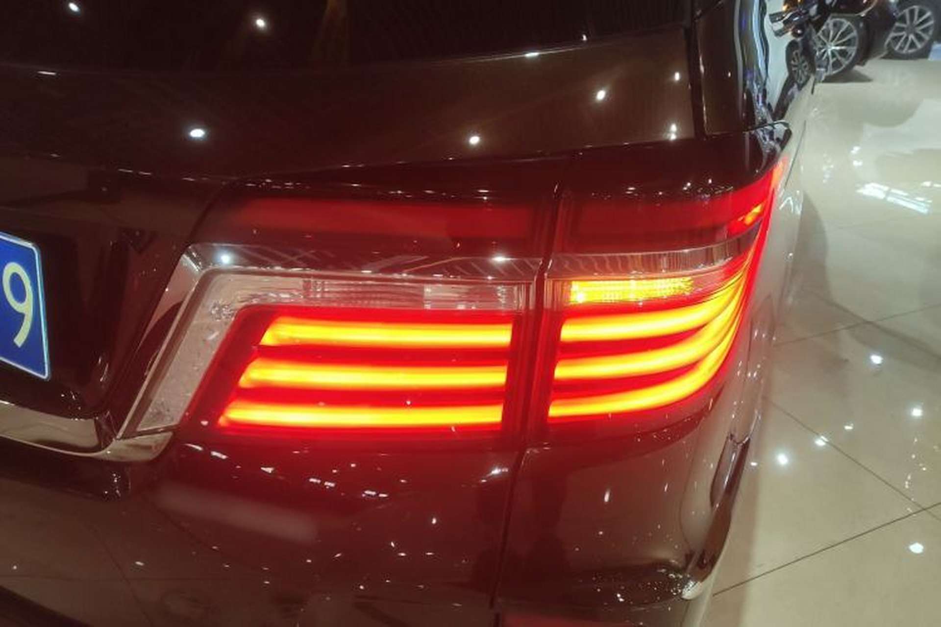 Used Honda Elysion 2016 2.4L Luxury Edition Right Rear Taillight