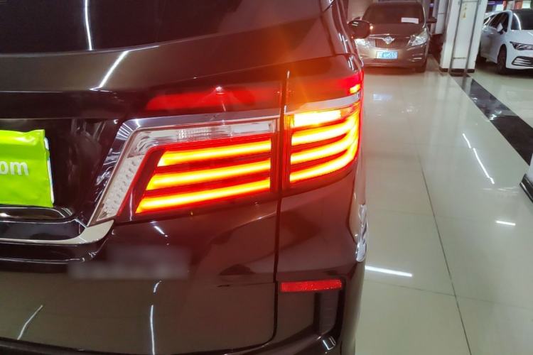 Used Honda Elysion 2016 2.4L Supreme Edition Right Rear Taillight
