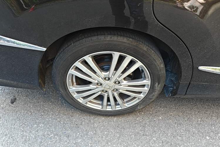 Used Honda Elysion 2016 2.4L Style Edition Right Rear Wheel Hub