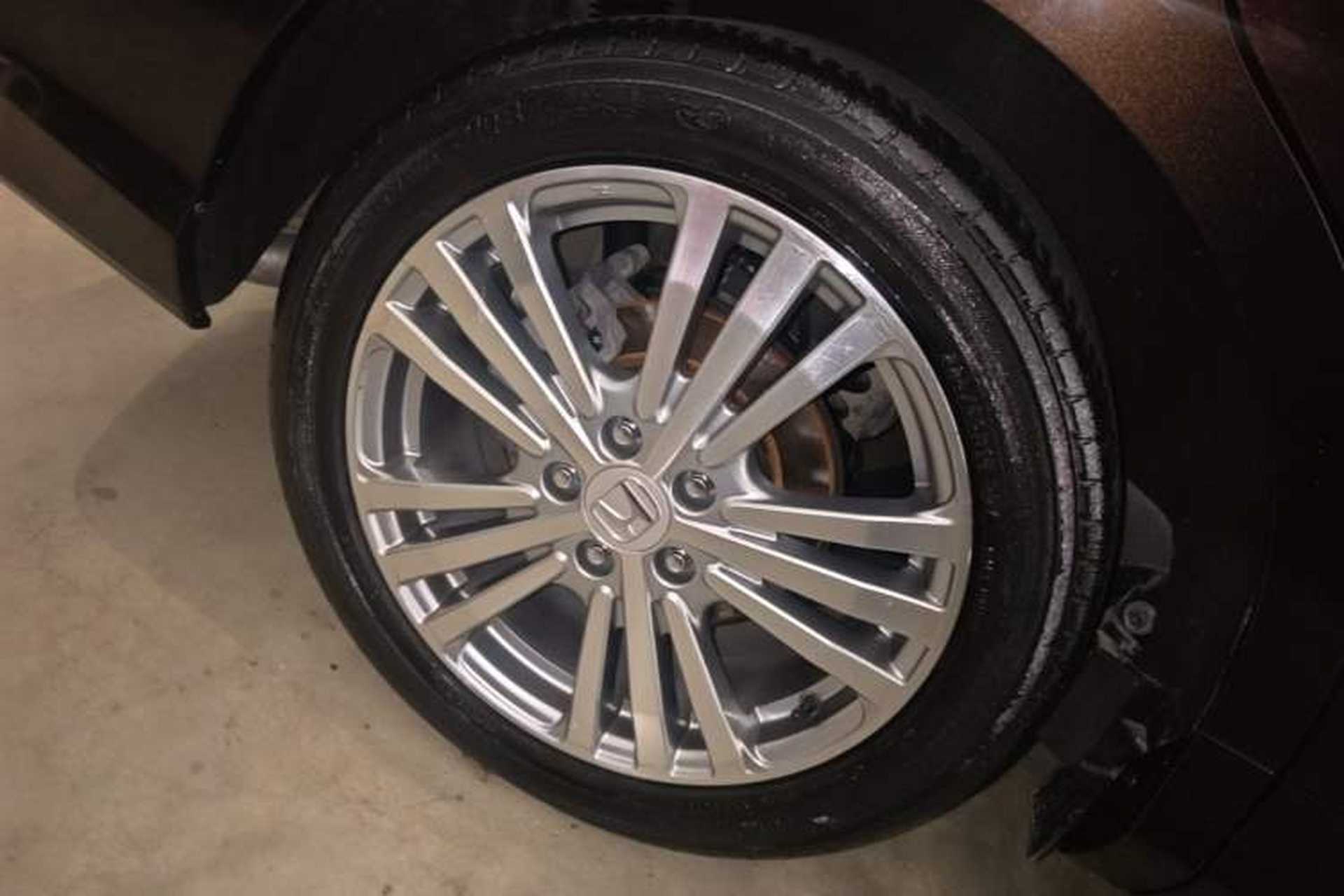 Used Honda Elysion 2016 2.4L Supreme Edition Right Rear Wheel Hub