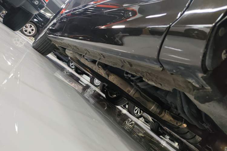 Used Honda Elysion 2016 2.4L Classic Edition Right Side Sill