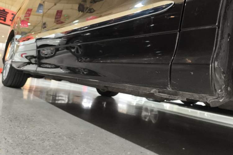 Used Honda Elysion 2016 2.4L Supreme Edition Right Side Sill