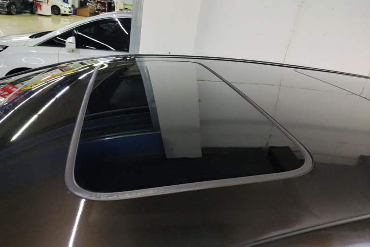 Used Honda Elysion 2016 2.4L Supreme Edition Roof