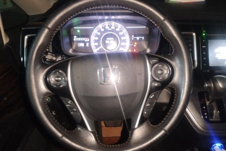 Used Honda Elysion 2016 2.4L Supreme Edition Steering Wheel