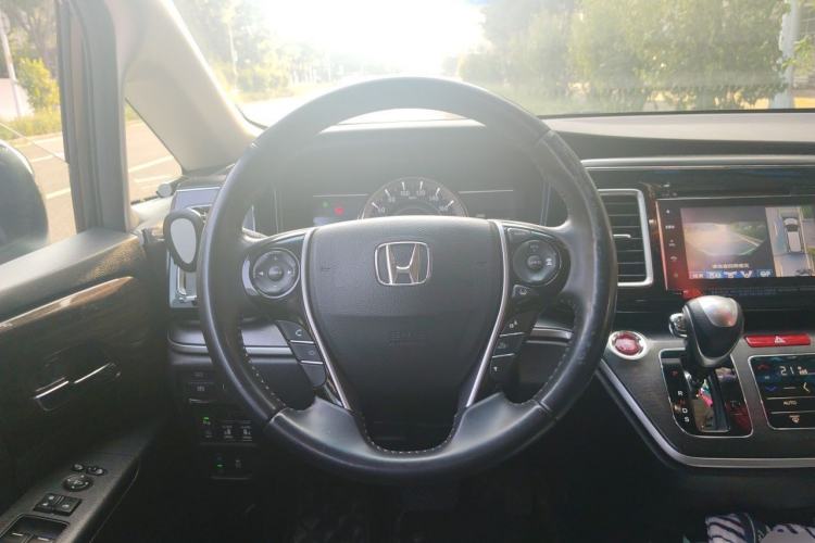 Used Honda Elysion 2016 2.4L Supreme Edition Steering Wheel